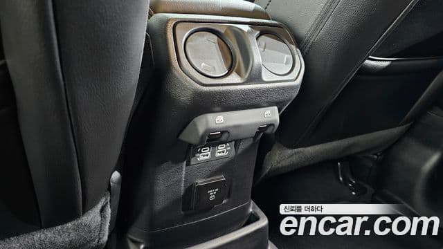 Jeep Wrangler 2021 — Photo 10/30