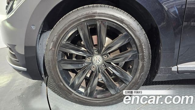 Volkswagen Arteon 2019 — Şəkil 5/20