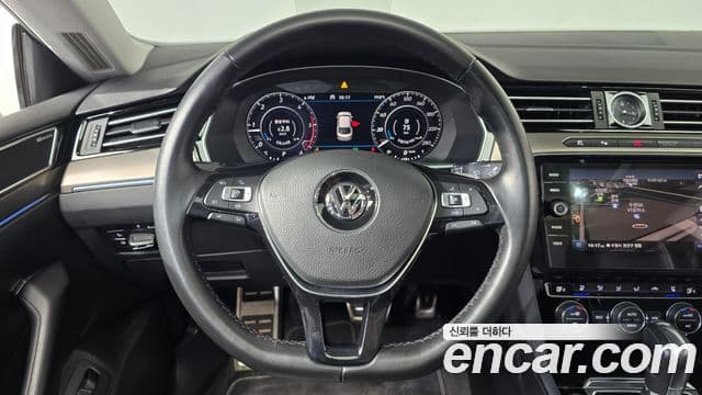 Volkswagen Arteon 2019 — Şəkil 12/20