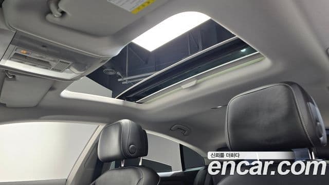Volkswagen Arteon 2019 — Şəkil 19/20
