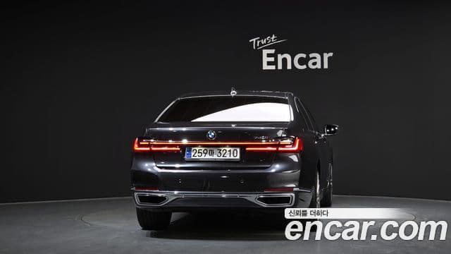 BMW 7 Series 2020 — ფოტო 4/20
