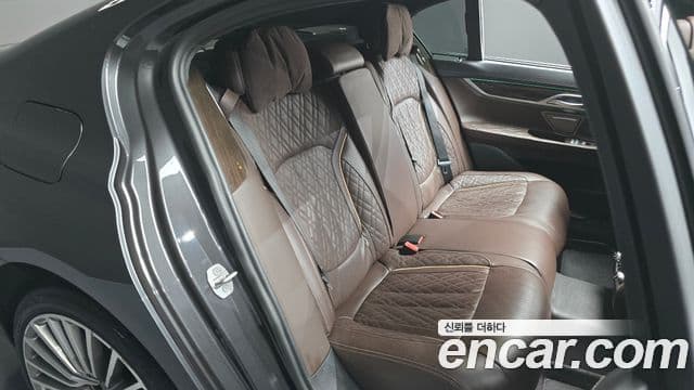 BMW 7 Series 2020 — ფოტო 12/20