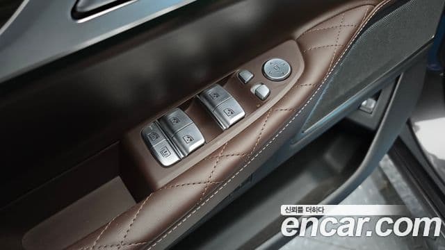 BMW 7 Series 2020 — Photo 24/35