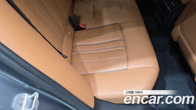 BMW 5 Series 2018 — Photo 5/32