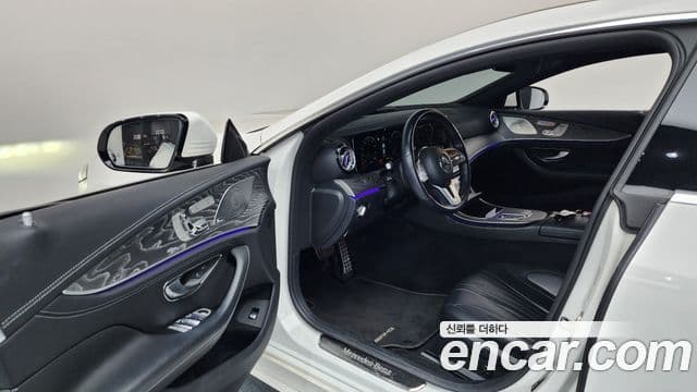 Mercedes-Benz CLS-Class 2021 — Фото 10/20