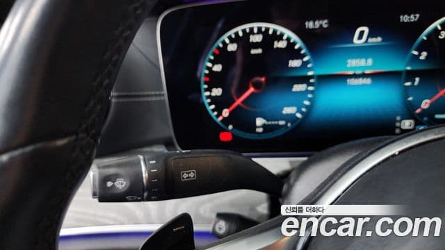 Mercedes-Benz CLS-Class 2021 — Photo 22/40
