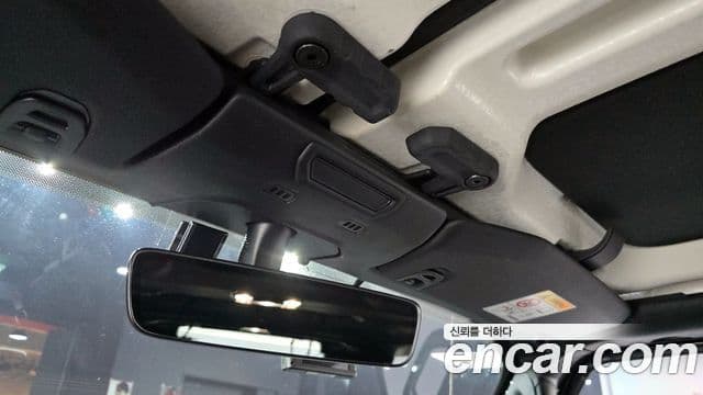 Jeep Wrangler 2022 — Şəkil 19/20