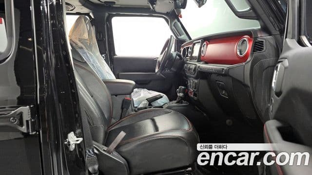 Jeep Wrangler 2022 — Photo 25/29