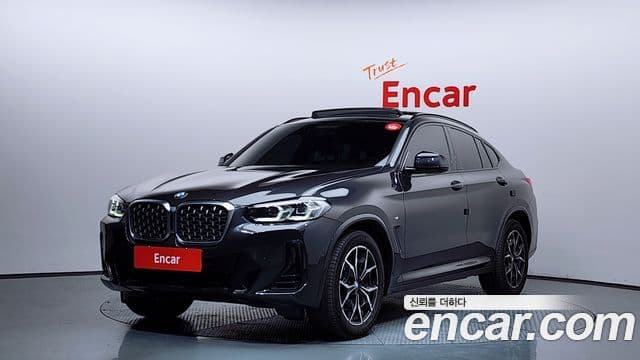 BMW X4 2022 — Фото 1/20