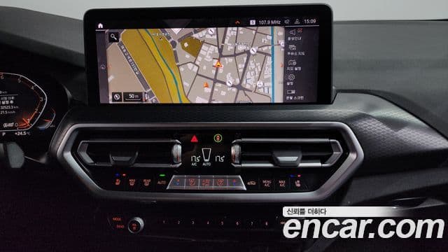 BMW X4 2022 — Фото 13/20