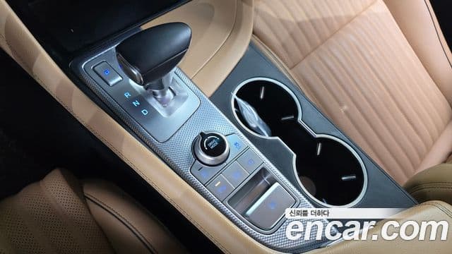 Genesis G70 2021 — Şəkil 9/20