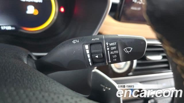 Genesis G70 2021 — Şəkil 18/20