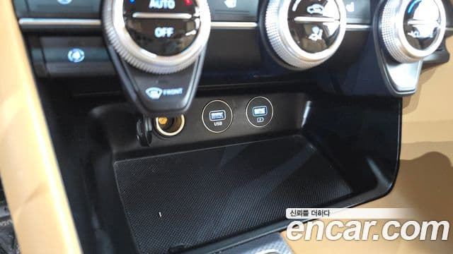 Genesis G70 2021 — Şəkil 18/31