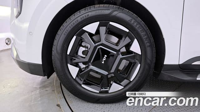 Kia Carnival 2025 — ფოტო 5/20