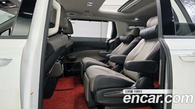 Kia Carnival 2025 — ფოტო 12/20