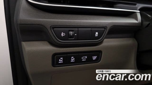 Kia Carnival 2025 — ფოტო 17/20