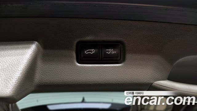 Kia Carnival 2022 — Фото 19/20