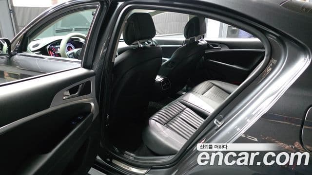 Genesis G70 2018 — Şəkil 12/20