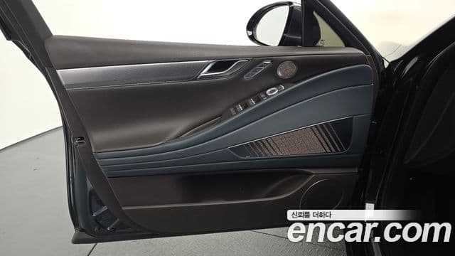 Genesis G80 2023 — ფოტო 13/36