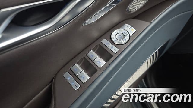 Genesis G80 2023 — ფოტო 35/36