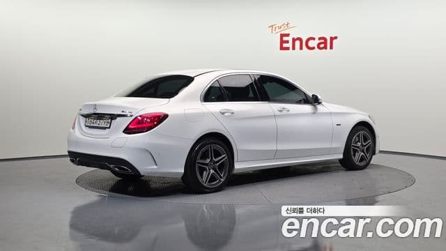 Mercedes-Benz C-Class 2020 — Şəkil 2/20