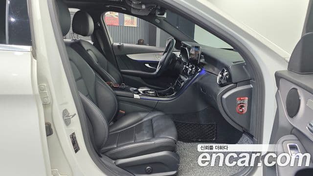 Mercedes-Benz C-Class 2020 — Şəkil 11/20