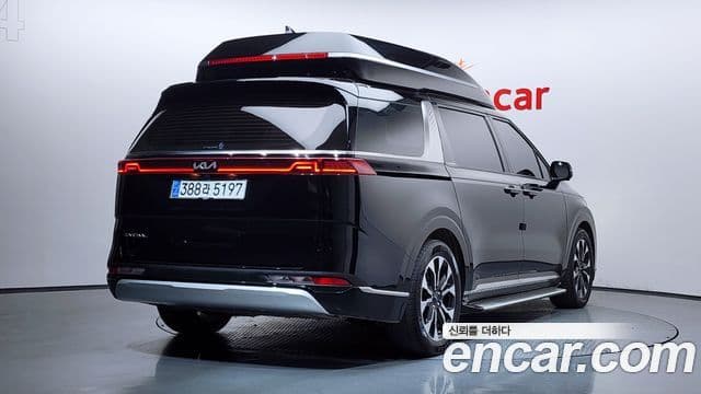 Kia Carnival 2022 — Şəkil 28/34