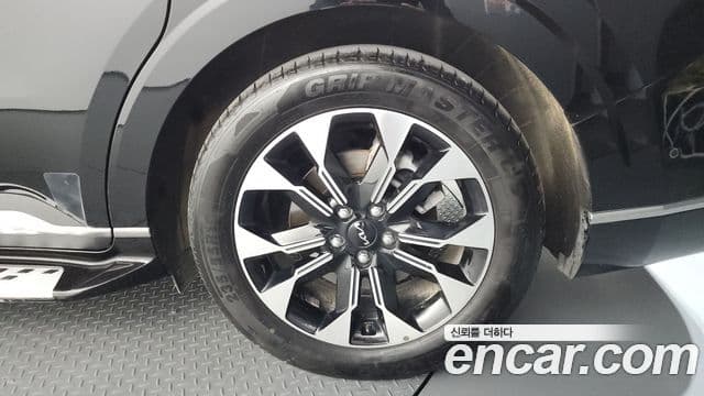 Kia Carnival 2022 — Şəkil 7/34
