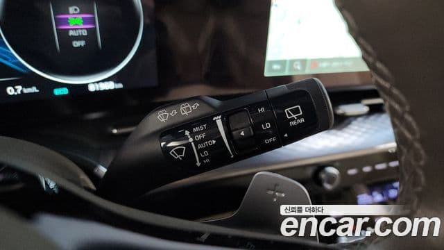 Kia Carnival 2022 — Şəkil 20/34