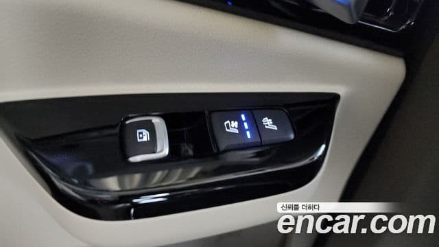 Kia Carnival 2022 — Şəkil 22/34