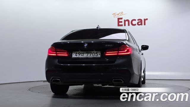 BMW 5 Series 2018 — Şəkil 4/20