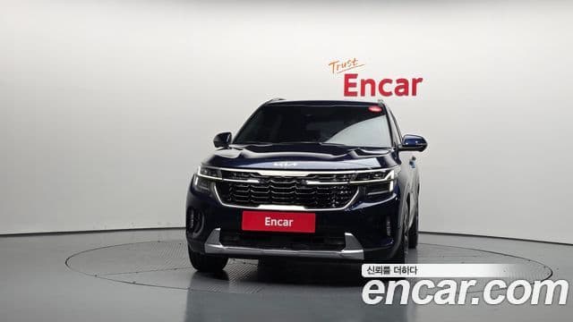 Kia Seltos 2023 — ფოტო 3/20