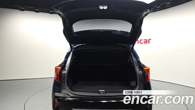 Kia Seltos 2023 — ფოტო 20/20
