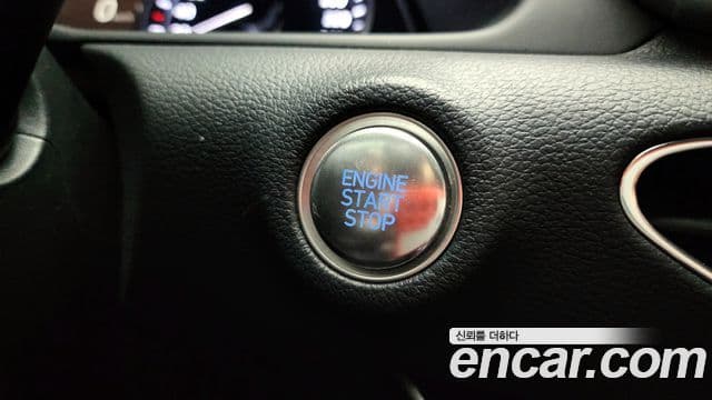 Hyundai Sonata 2023 — ფოტო 13/20
