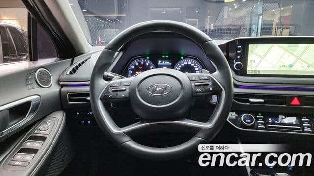 Hyundai Sonata 2023 — ფოტო 14/20