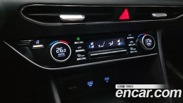 Hyundai Sonata 2023 — ფოტო 16/20