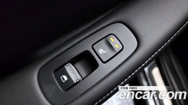 Hyundai Sonata 2023 — ფოტო 19/20