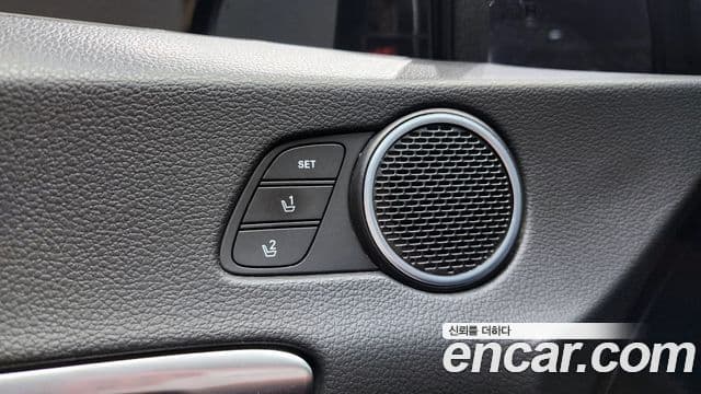 Hyundai Sonata Hybrid 2023 — Photo 26/36