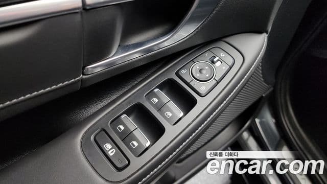 Hyundai Sonata Hybrid 2023 — Photo 36/36