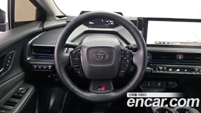 Toyota Prius 2025 — Şəkil 12/20