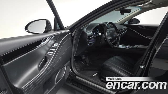 Genesis Electrified G80 2022 — Şəkil 10/20