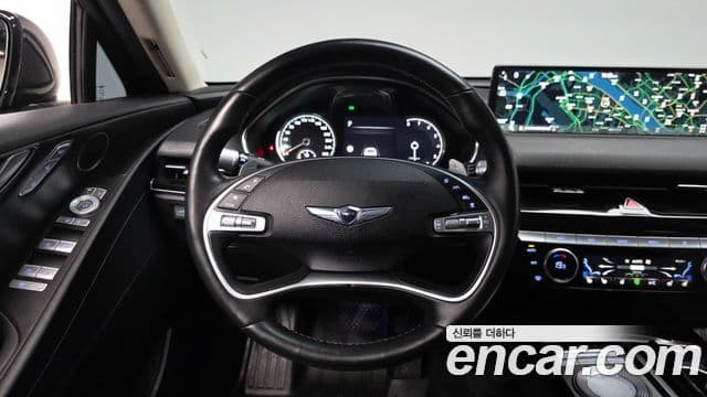 Genesis Electrified G80 2022 — Şəkil 12/20