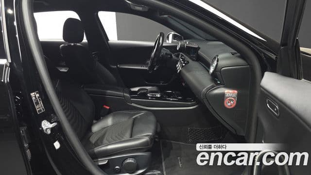 Mercedes-Benz A-Class 2019 — ფოტო 12/20