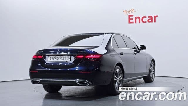 Mercedes-Benz E-Class 2022 — Şəkil 2/20