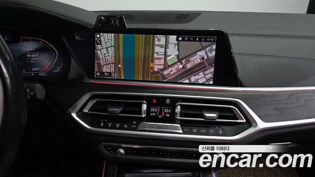 BMW X7 2020 — Şəkil 15/20