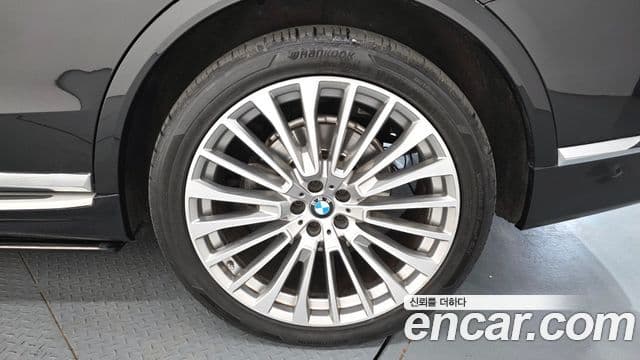 BMW X7 2020 — Şəkil 25/36
