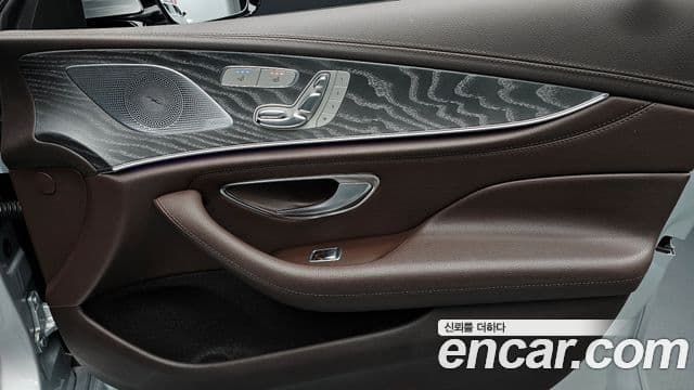 Mercedes-Benz CLS-Class 2019 — Photo 6/31