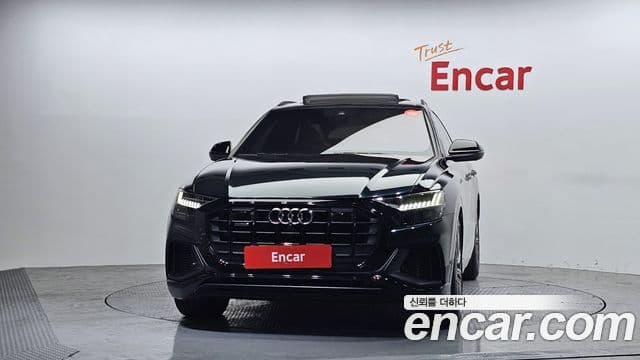 Audi Q8 2021 — Photo 15/20