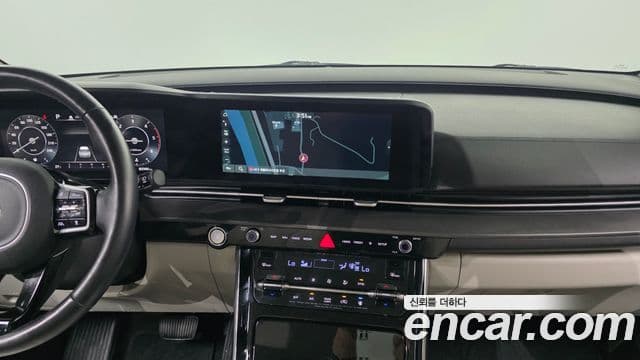 Kia Carnival 2020 — ფოტო 15/20