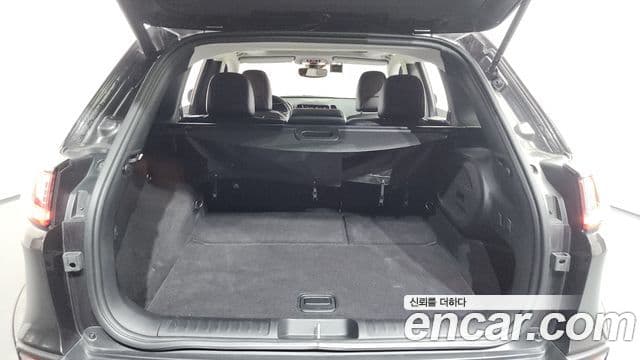 Jeep Cherokee 2021 — Şəkil 20/20